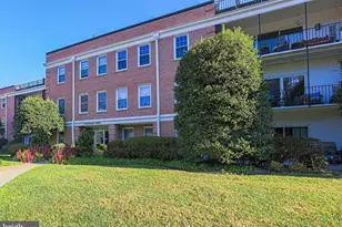 3535 Chevy Chase Lake Dr, Chevy Chase, MD 20815 - Photo 60