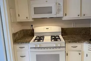 3535 Chevy Chase Lake Dr, Chevy Chase, MD 20815 - Photo 10