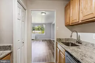 1900 Lyttonsville Rd, Silver Spring, MD 20910 - Photo 20