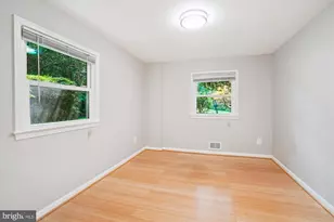 13601 Valley Dr, Rockville, MD 20850 - Photo 36