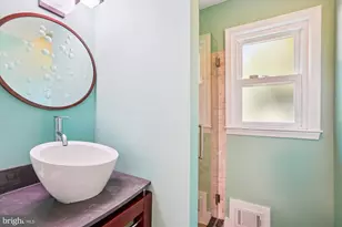 13601 Valley Dr, Rockville, MD 20850 - Photo 42