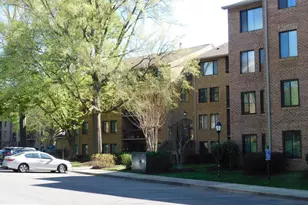 5811 Edson Ln, Rockville, MD 20852 - Photo 1