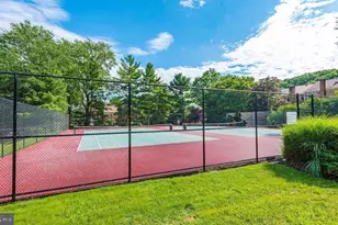 11305 Commonwealth Dr, Rockville, MD 20852 - Photo 30