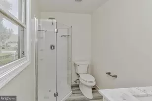 12802 Leahy Dr, Rockville, MD 20851 - Photo 20