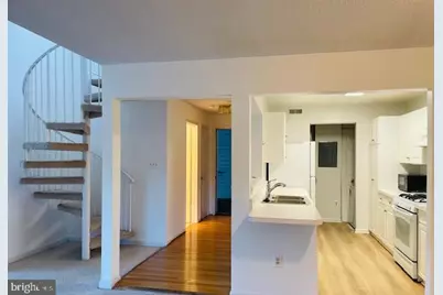 10010 Vanderbilt Circle #11-9, Rockville, MD 20850 - Photo 10