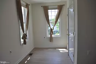 4302 Locust Ln, Bethesda, MD 20816 - Photo 14