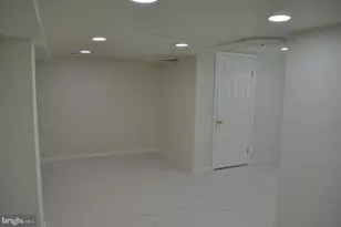 4302 Locust Ln, Bethesda, MD 20816 - Photo 24