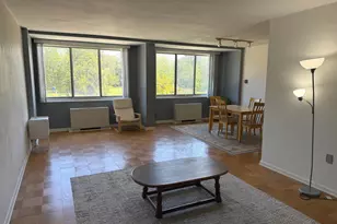 10401 Grosvenor Pl, Rockville, MD 20852 - Photo 6
