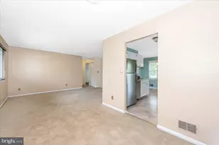 17125 Hoskinson Rd, Poolesville, MD 20837 - Photo 8