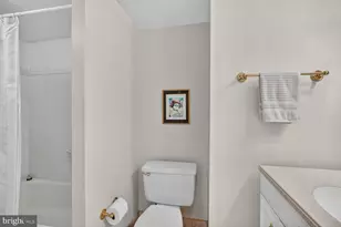 4515 Willard Ave, Chevy Chase, MD 20815 - Photo 18