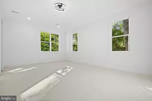 811 Sligo Creek Pkwy, Takoma Park, MD 20912 - Photo 42