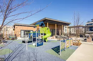 16204 Connors Wy, Rockville, MD 20855 - Photo 26