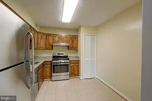 5225 Pooks Hill Rd, Bethesda, MD 20814 - Photo 12