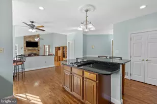 19105 Peach Blossom Ct, Gaithersburg, MD 20879 - Photo 24