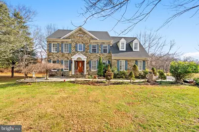 19105 Peach Blossom Court, Gaithersburg, MD 20879 - Photo 4