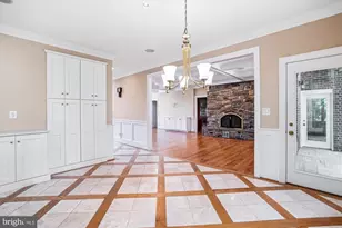 8849 Tuckerman Ln, Potomac, MD 20854 - Photo 24