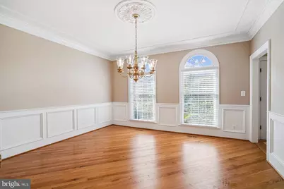 8849 Tuckerman Lane, Potomac, MD 20854 - Photo 16