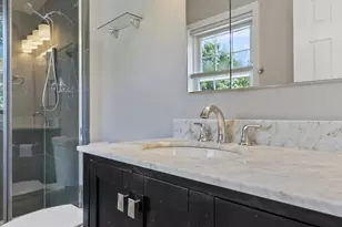 6721 Kenwood Forest Ln, Chevy Chase, MD 20815 - Photo 18