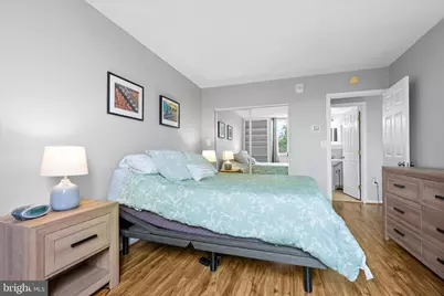 4242 East West Highway #406, Chevy Chase, MD 20815 - Photo 8