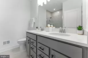 807 King Farm Blvd, Rockville, MD 20850 - Photo 24