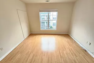 501 Hungerford Dr, Rockville, MD 20850 - Photo 32