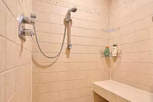 9124 Copenhaver Dr, Potomac, MD 20854 - Photo 28