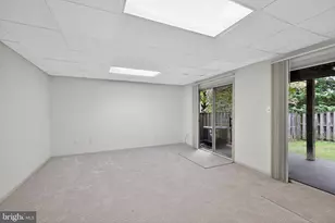 7903 Capricorn Terrace, Rockville, MD 20855 - Photo 24