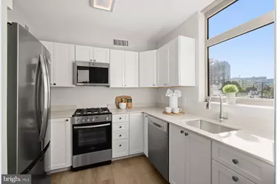 7111 Woodmont Avenue #402, Bethesda, MD 20815 - Photo 10