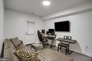 4548 Windsor Ln, Bethesda, MD 20814 - Photo 26