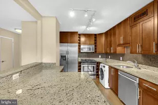 7333 New Hampshire Ave, Takoma Park, MD 20912 - Photo 10