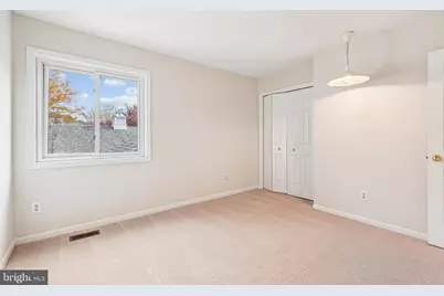 20633 Highland Hall Drive, Gaithersburg, MD 20886 - Photo 24