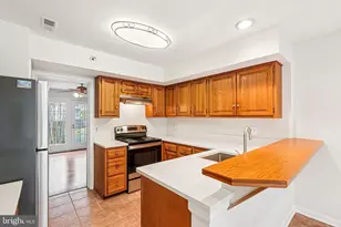 20633 Highland Hall Dr, Gaithersburg, MD 20886 - Photo 10