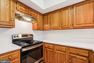 20633 Highland Hall Dr, Gaithersburg, MD 20886 - Photo 12