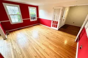 10715 Hunters Chase Ln, Damascus, MD 20872 - Photo 2