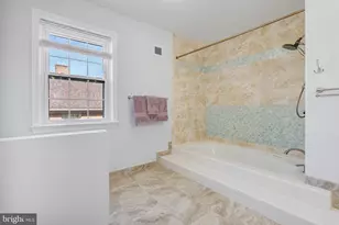 11008 Wickshire Way, Rockville, MD 20852 - Photo 32