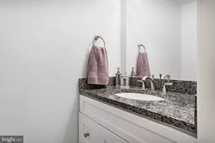 11008 Wickshire Way, Rockville, MD 20852 - Photo 10