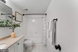 2114 Bonnywood Ln, Silver Spring, MD 20902 - Photo 16