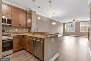 801 Pleasant Dr, Rockville, MD 20850 - Photo 10