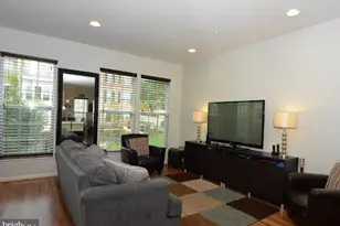 22504 Phillips St, Clarksburg, MD 20871 - Photo 4