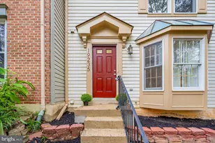 19235 Cross Ridge Dr, Germantown, MD 20874 - Photo 2