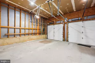 19810 Madrigal Dr, Germantown, MD 20876 - Photo 40