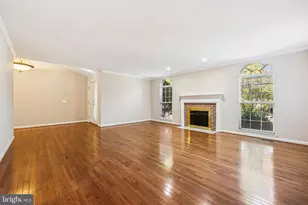 19810 Madrigal Dr, Germantown, MD 20876 - Photo 4