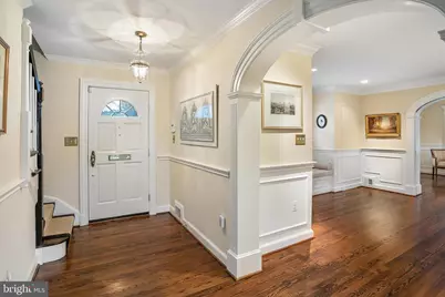 8126 Kerry Lane, Chevy Chase, MD 20815 - Photo 2