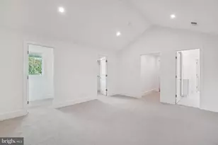 3705 Underwood St, Chevy Chase, MD 20815 - Photo 32