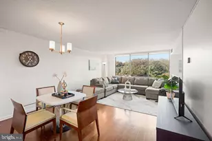 10101 Grosvenor Pl, Rockville, MD 20852 - Photo 4