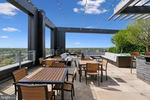 4960 Fairmont Ave, Bethesda, MD 20814 - Photo 16