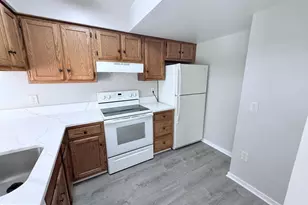 9707 Lake Shore Dr, Gaithersburg, MD 20886 - Photo 6