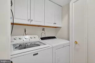 4550 N Park Ave, Chevy Chase, MD 20815 - Photo 18