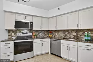 4550 N Park Ave, Chevy Chase, MD 20815 - Photo 10