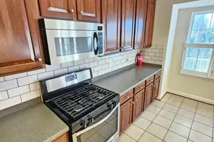 9820 Darcy Forest Dr, Silver Spring, MD 20910 - Photo 18